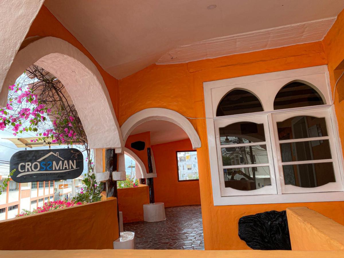Hotel Crossman Puerto Ayora  Εξωτερικό φωτογραφία