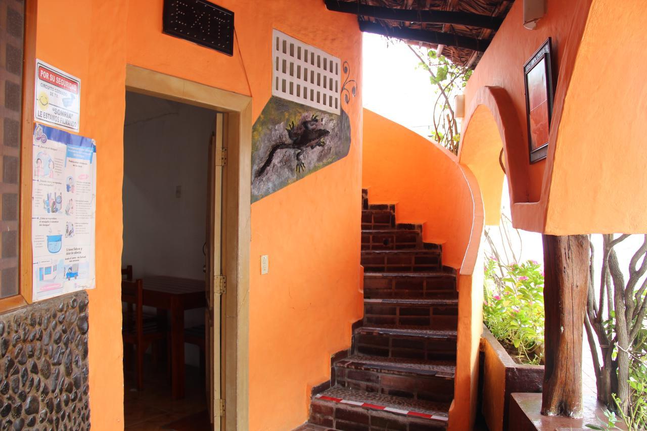 Hotel Crossman Puerto Ayora  Εξωτερικό φωτογραφία