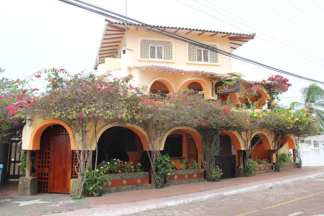 Hotel Crossman Puerto Ayora  Εξωτερικό φωτογραφία
