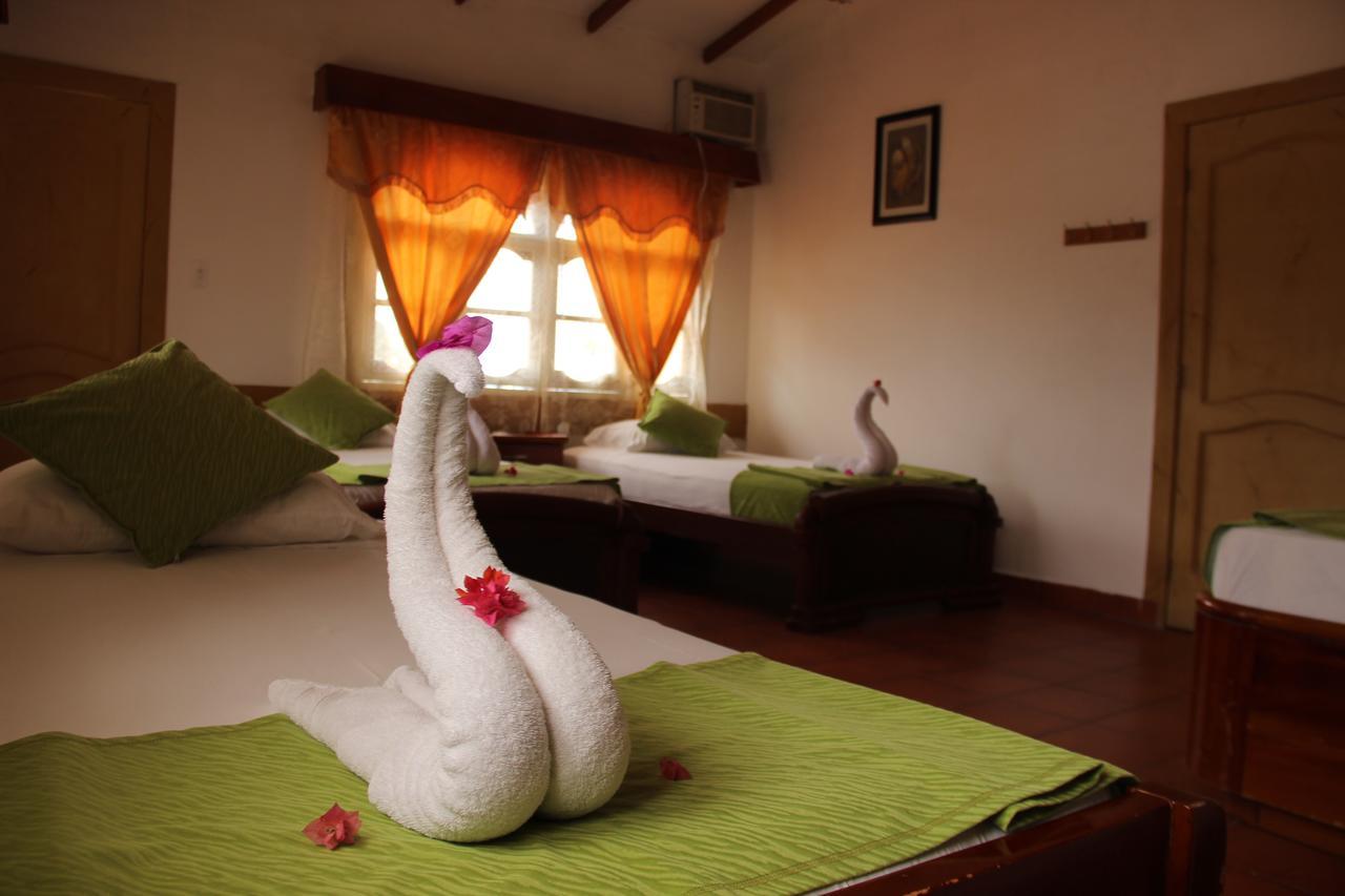 Hotel Crossman Puerto Ayora  Εξωτερικό φωτογραφία