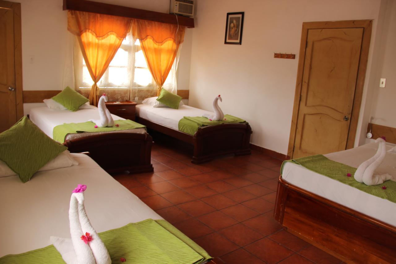 Hotel Crossman Puerto Ayora  Εξωτερικό φωτογραφία