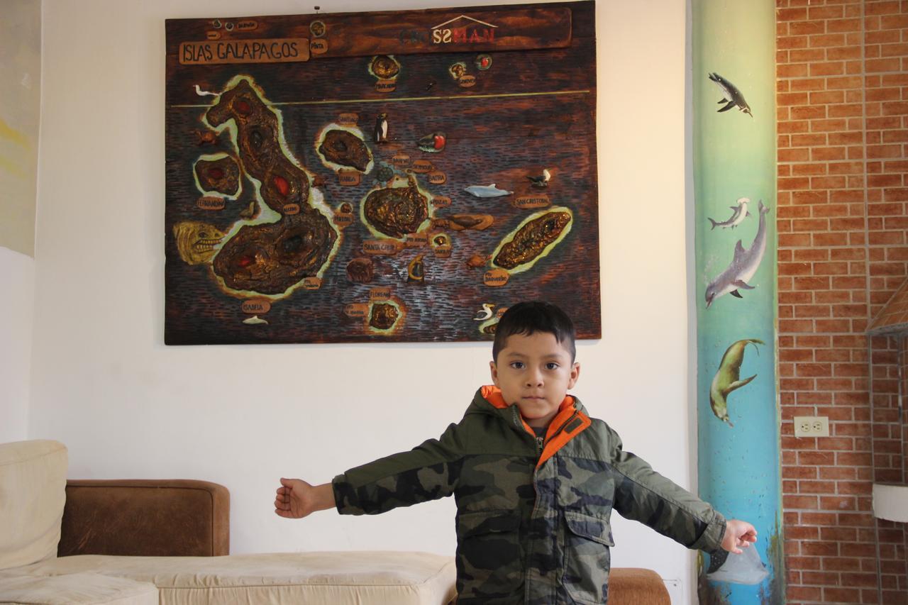 Hotel Crossman Puerto Ayora  Εξωτερικό φωτογραφία