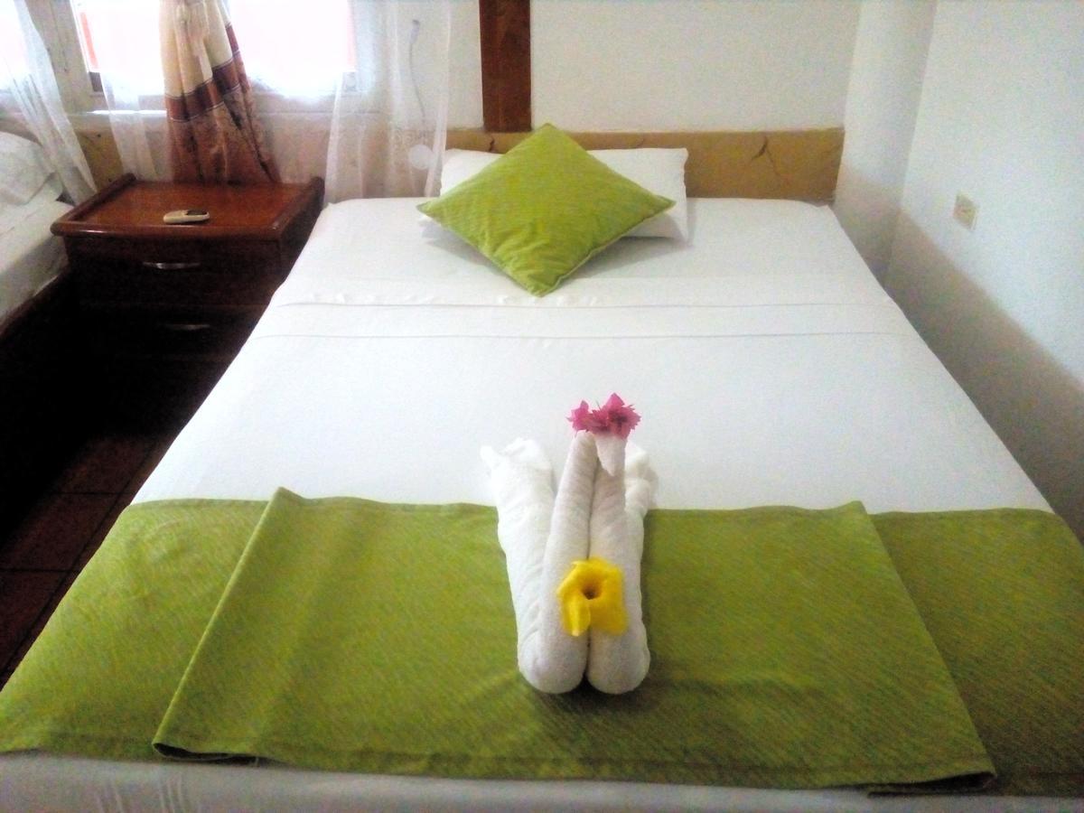 Hotel Crossman Puerto Ayora  Εξωτερικό φωτογραφία