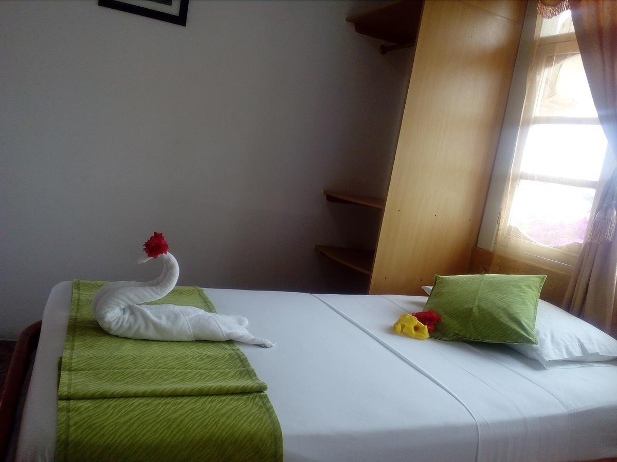 Hotel Crossman Puerto Ayora  Εξωτερικό φωτογραφία