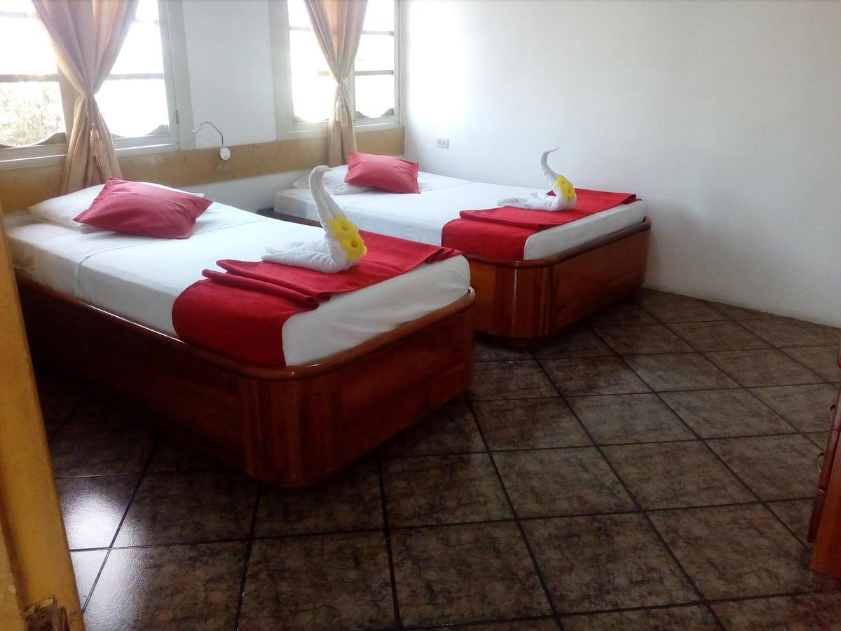 Hotel Crossman Puerto Ayora  Εξωτερικό φωτογραφία