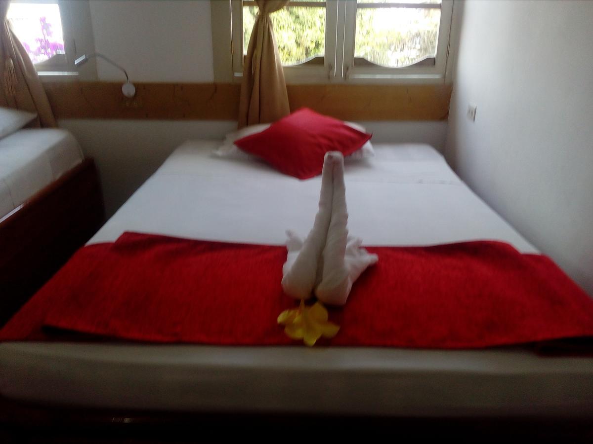 Hotel Crossman Puerto Ayora  Εξωτερικό φωτογραφία