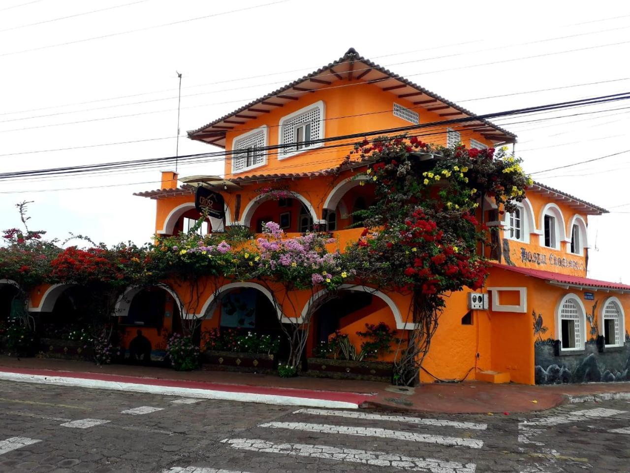 Hotel Crossman Puerto Ayora  Εξωτερικό φωτογραφία